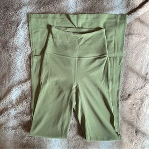 SOLD *** LULULEMON Groove Flared Pant Legging SIZE 0
